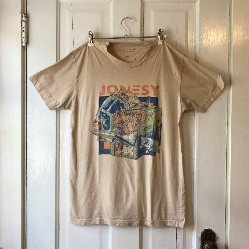 Mondo OFFICIAL Alien Day 2018 ALIEN: JONESY Unisex T-Shirt (Color) in Small